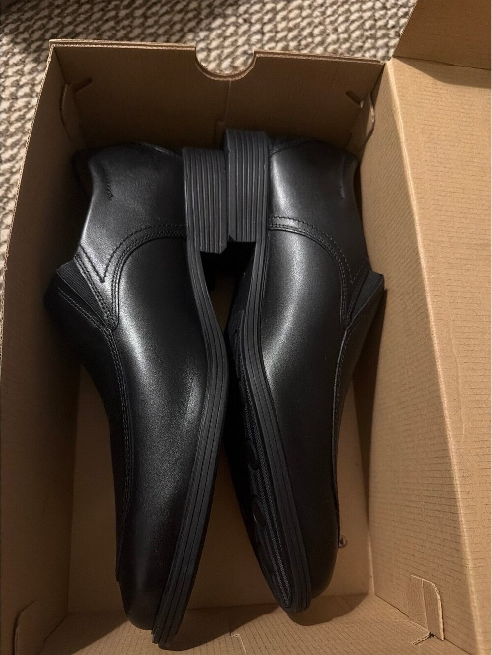 NEW IN BOX Clarks Black Whiddon Step Loafers Men’s 10.5 Wide